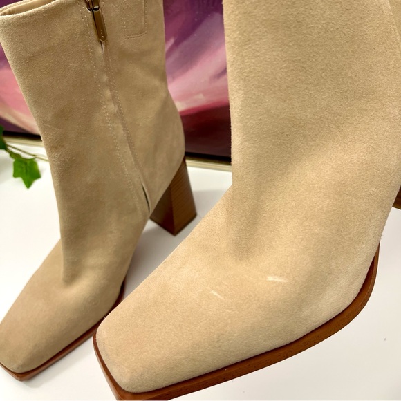 SAM EDELMAN Ivette Square Toe Ankle Boots in Sesame Suede Size 9 - Picture 9 of 16